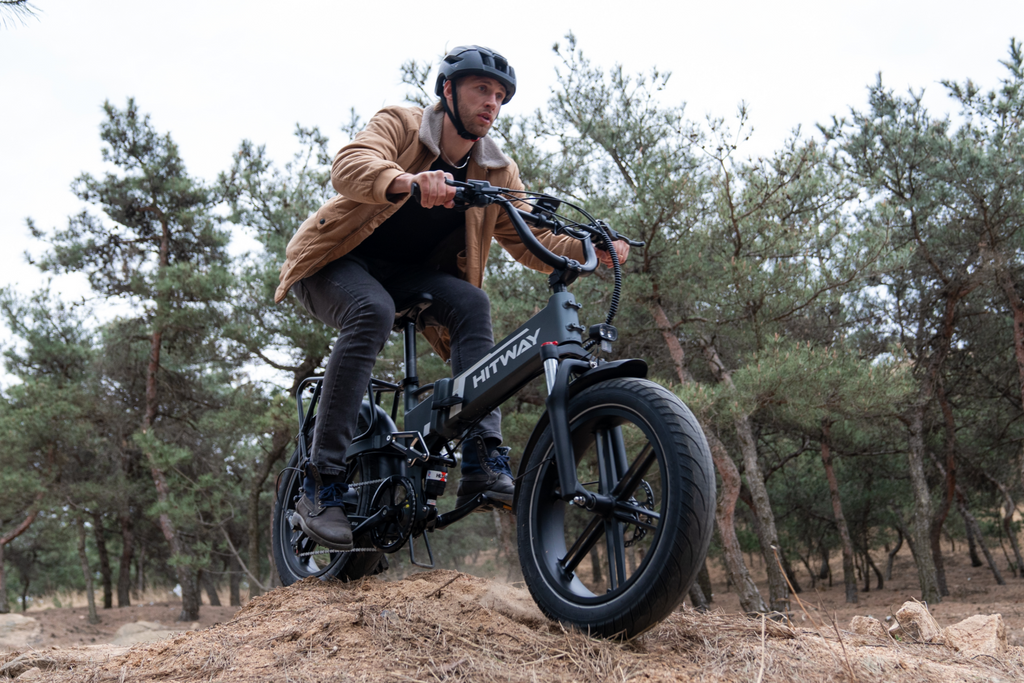BK10S PRO 250W E-Fatbike – 20x4.0 Zoll, 70Nm Motor, 48V 15Ah Akku bis 120 km Reichweite & Doppelfederung