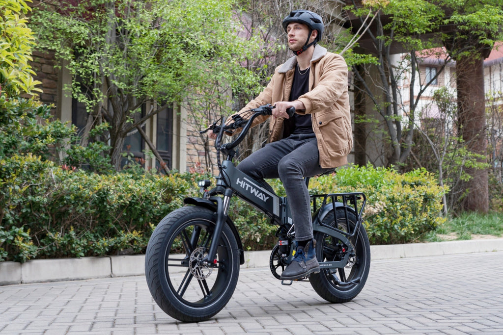 BK10S PRO 250W E-Fatbike – 20x4.0 Zoll, 70Nm Motor, 48V 15Ah Akku bis 120 km Reichweite & Doppelfederung